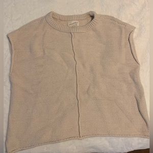 Womens sweater vest. Hardly worn and super comfy!